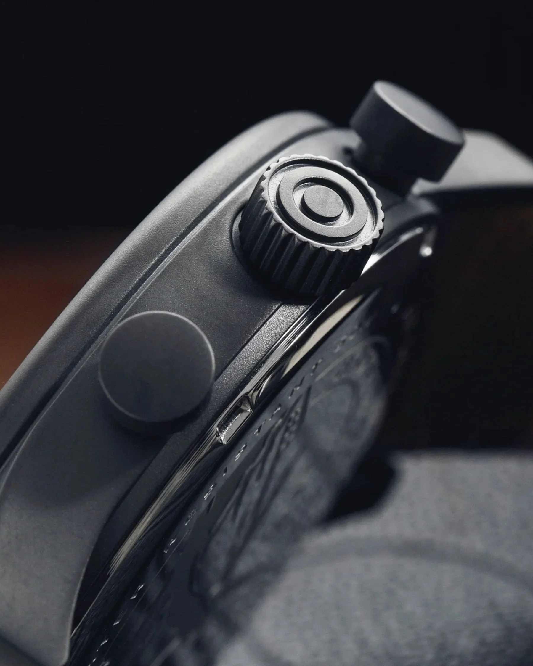 AVI-8 Hurricane Dark Earth Classic Chronograph Watch - Image 3
